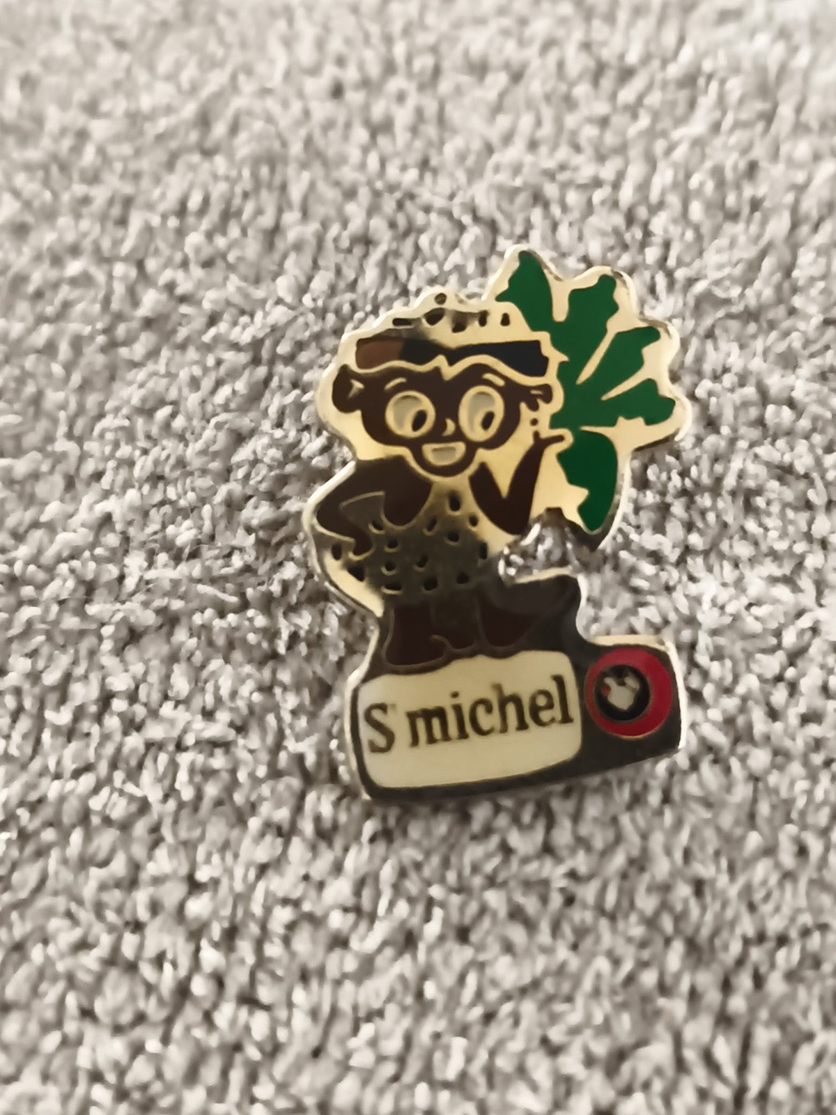 Pin's vintage S' Michel mascotte publicitaire émaillé ancien années 90 (Ref 5)