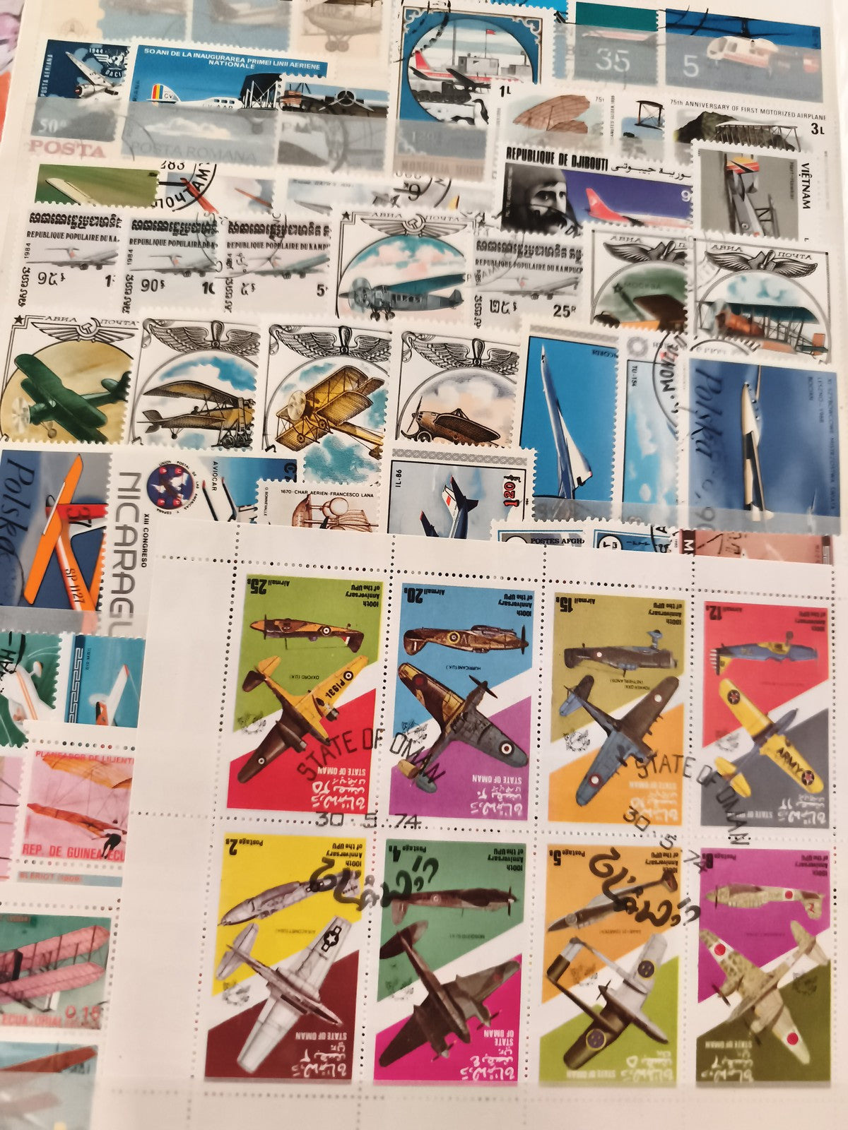 Timbres aviation avions oblitérés thématique aéronautique philatélie lot