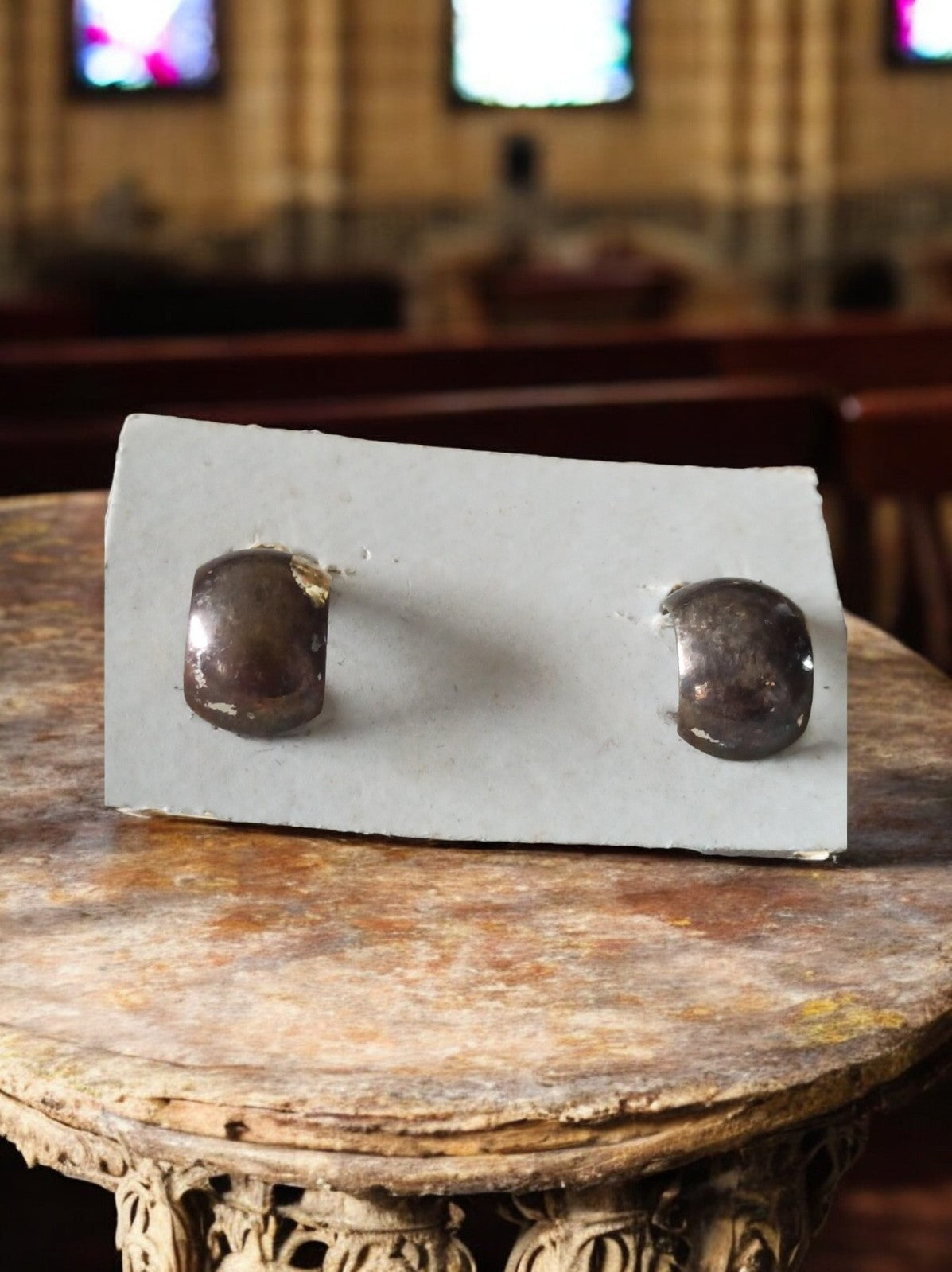 Boucles d’oreilles vintage bombées rétro années 60/70 finition métallique