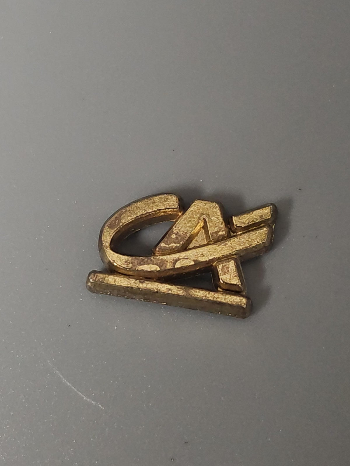 Pin's vintage ancien Crédit Agricole rétro collection badge banque France rare