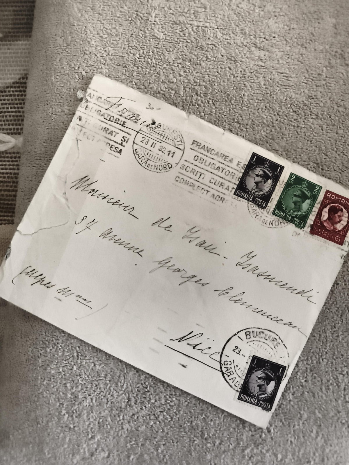 Lettre affranchie Roumanie 1932 timbres poste philatélie cachets Bucarest
