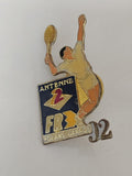 Pin's rétro ancien antenne FR3 ? badge vintage télévision française collection