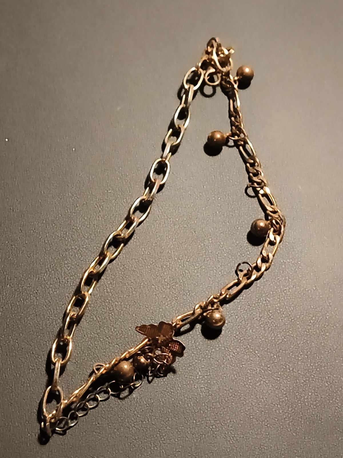 Bracelet chaîne ancien fantaisie doré pampilles boule papillon rétro vintage
