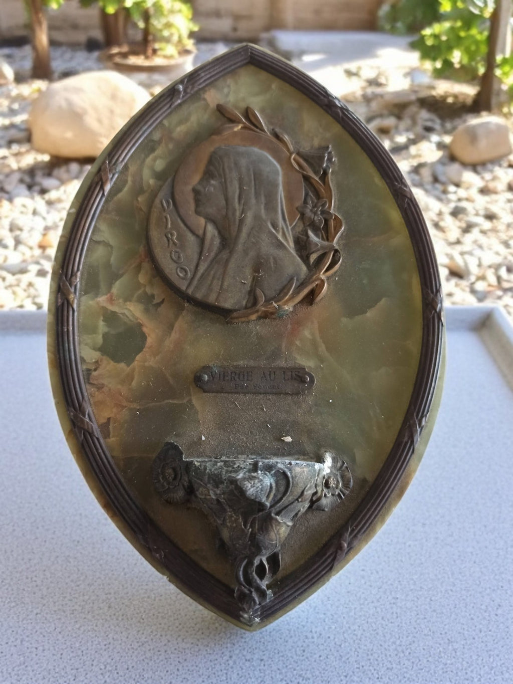 Bénitier ancien Art Nouveau marbre bronze Vierge au Lis signé Dirgo