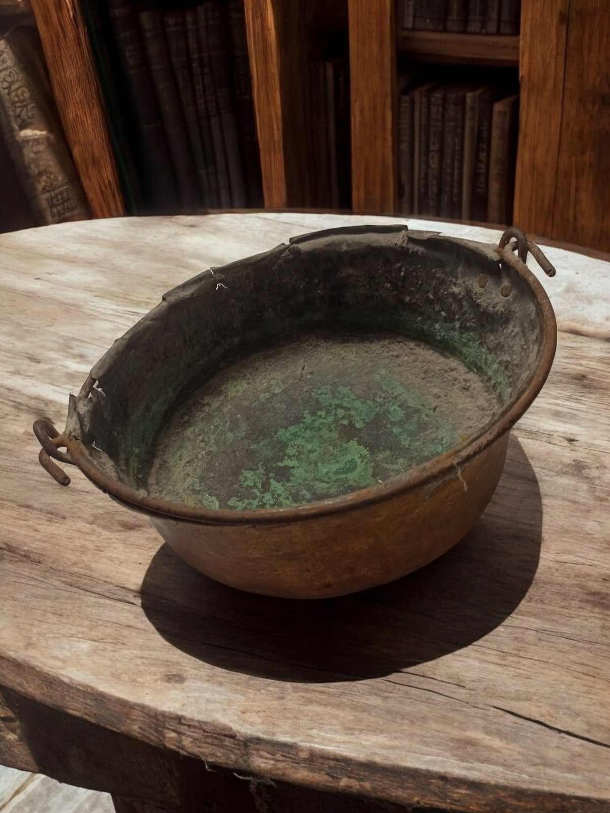 Chaudron ancien cuivre patiné XIXe, récipient vintage déco rétro