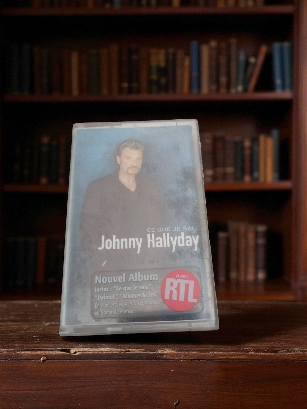 Cassette audio vintage Johnny Hallyday K7 musique ancienne collection rétro