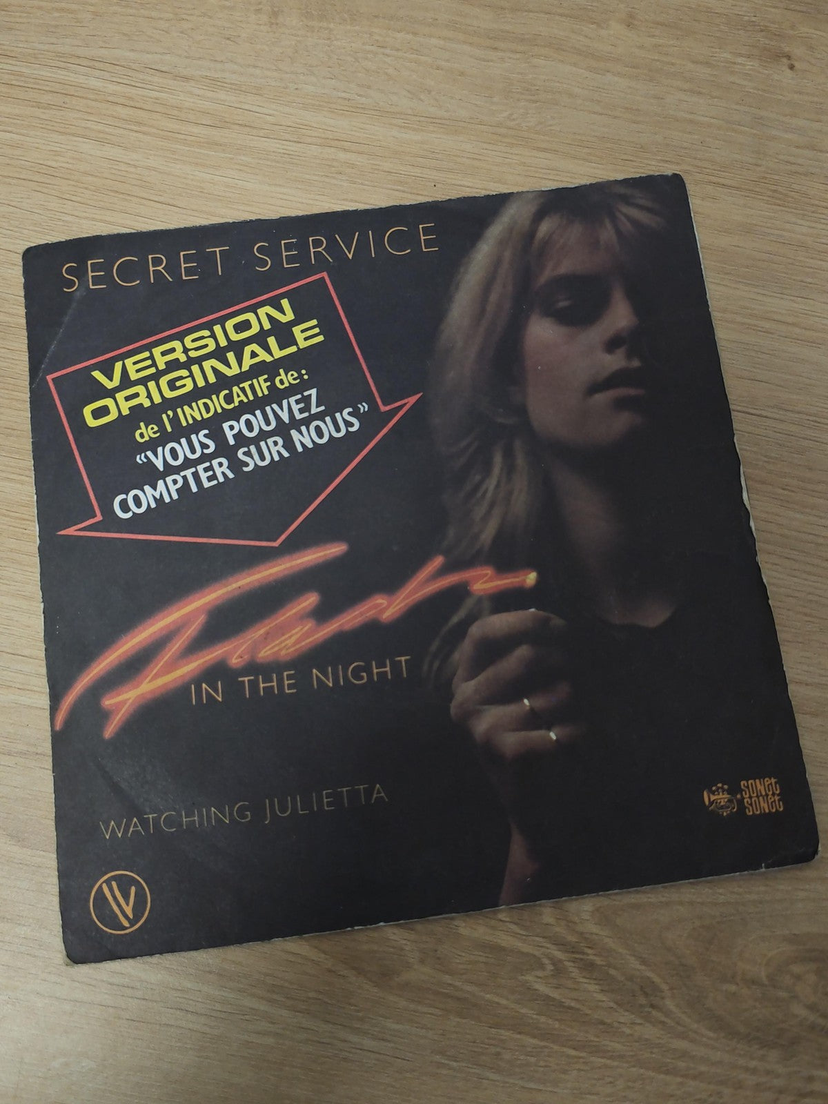 Vinyle 45 tours rétro Secret Service ancien disque collector pour amateurs vinta