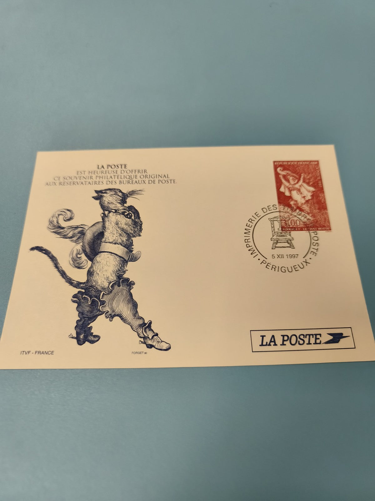 Carte postale philatélie La Poste illustration chat botté oblitérée 1997