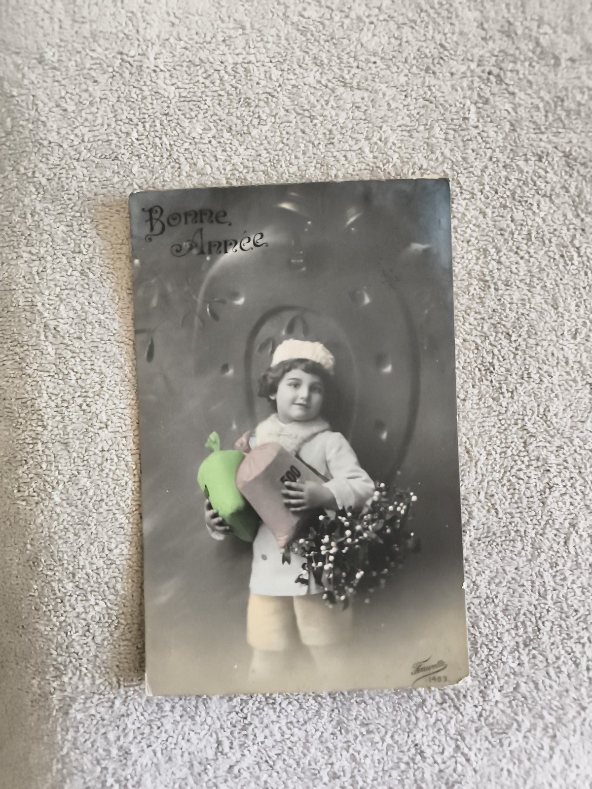 Carte postale Bonne Année CPA enfant colorisée début XXe décor festif