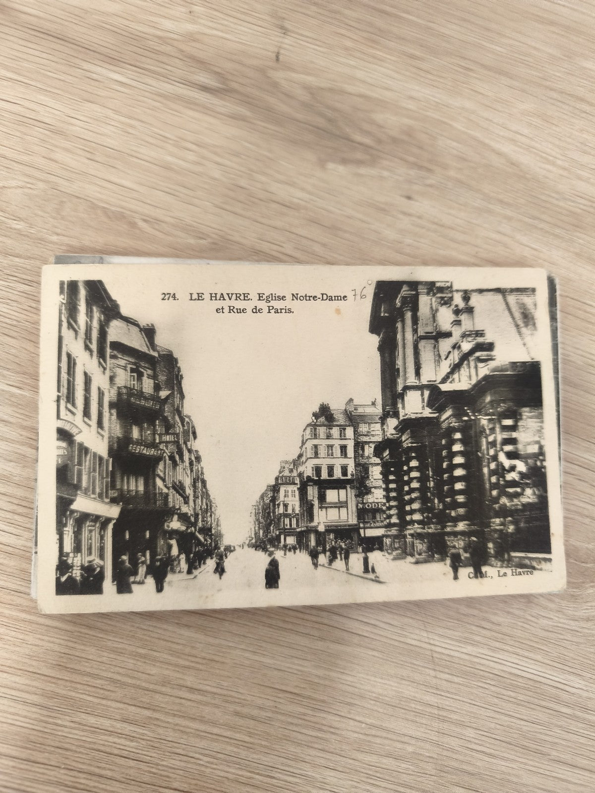 Ancienne CPA Le Havre Eglise Notre-Dame Rue de Paris noir et blanc vintage