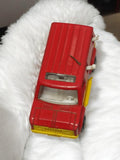 Véhicule miniature ancien rouge, jouet rétro, camionnette vintage d’occasion
