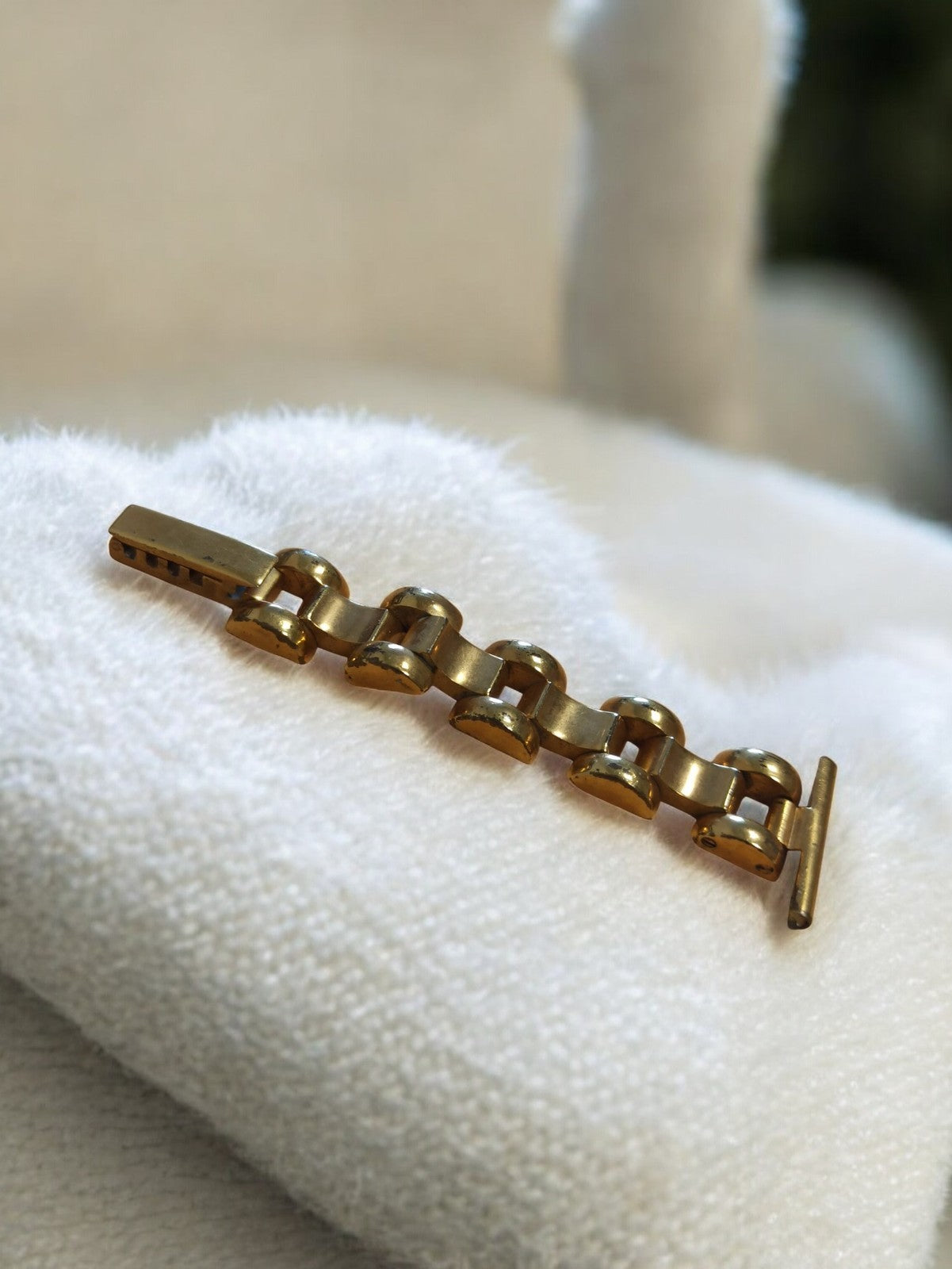 Bracelet vintage rétro maillons larges aspect doré fermoir barre bijou ancien