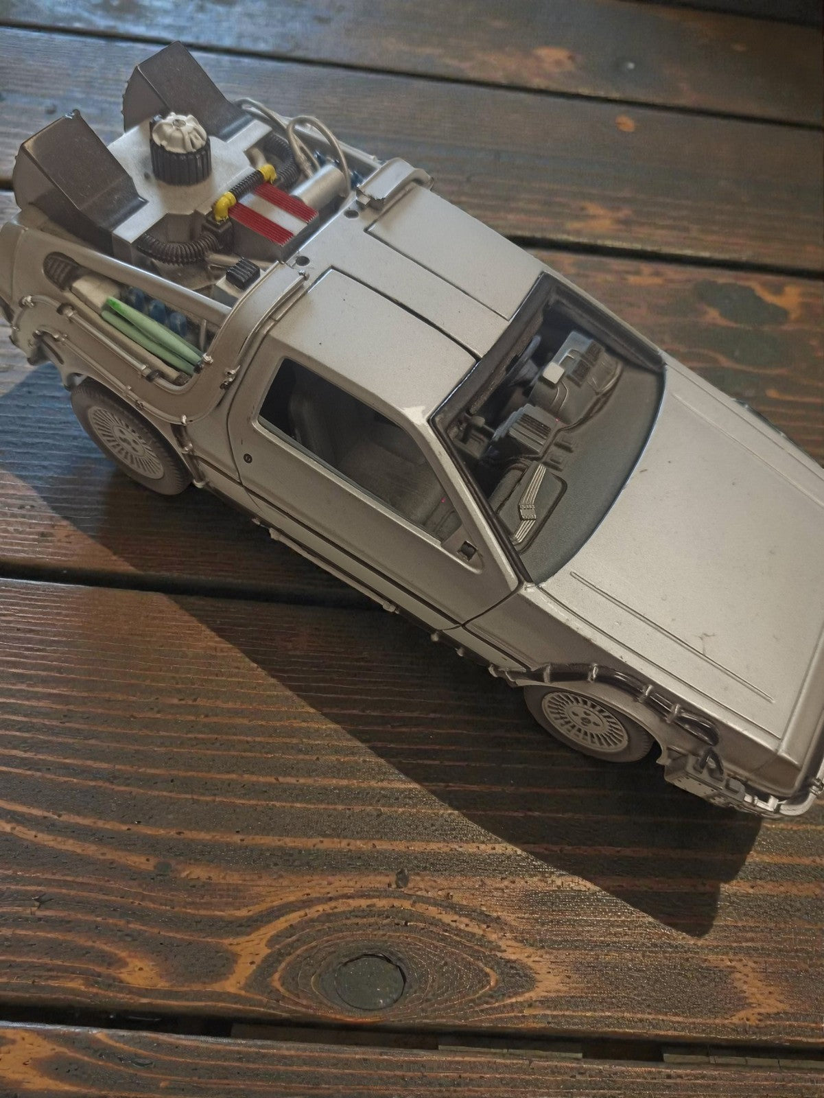 Voiture miniature DeLorean Welly rétro argentée Back to the Future II
