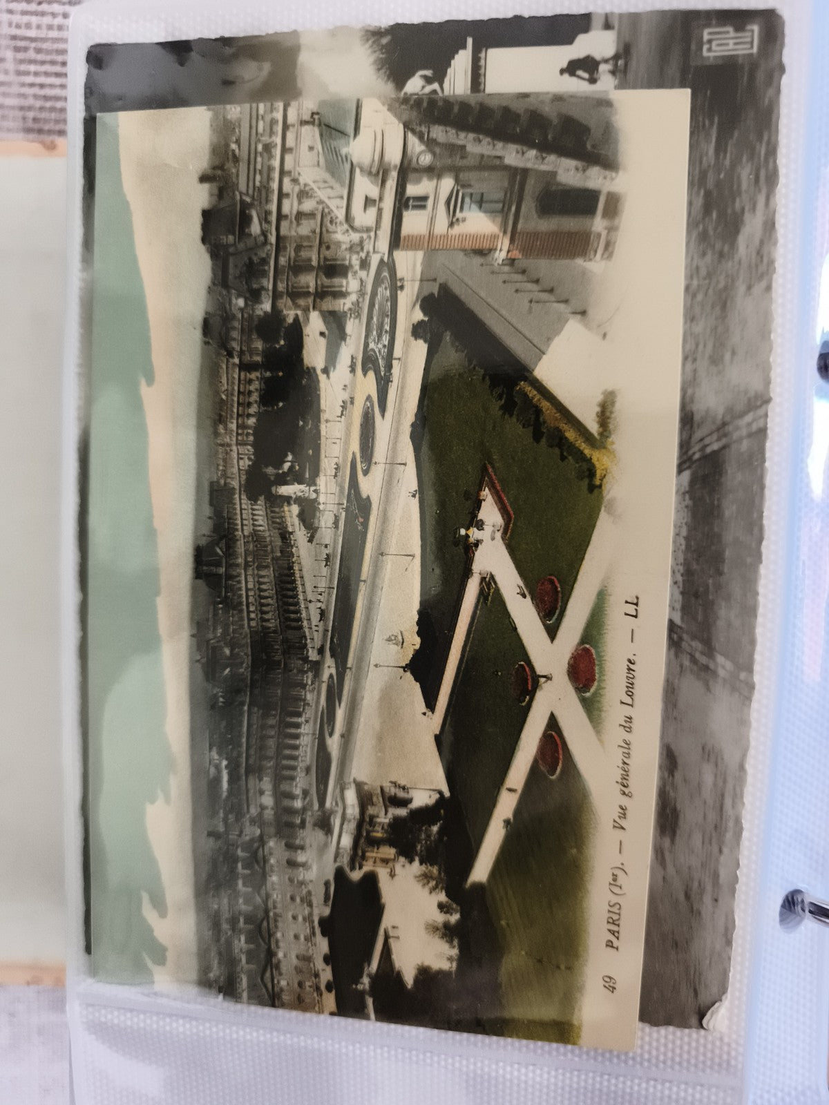 CPA Paris Vue Générale du Louvre LL Jardin Palais Carte postale illustrée