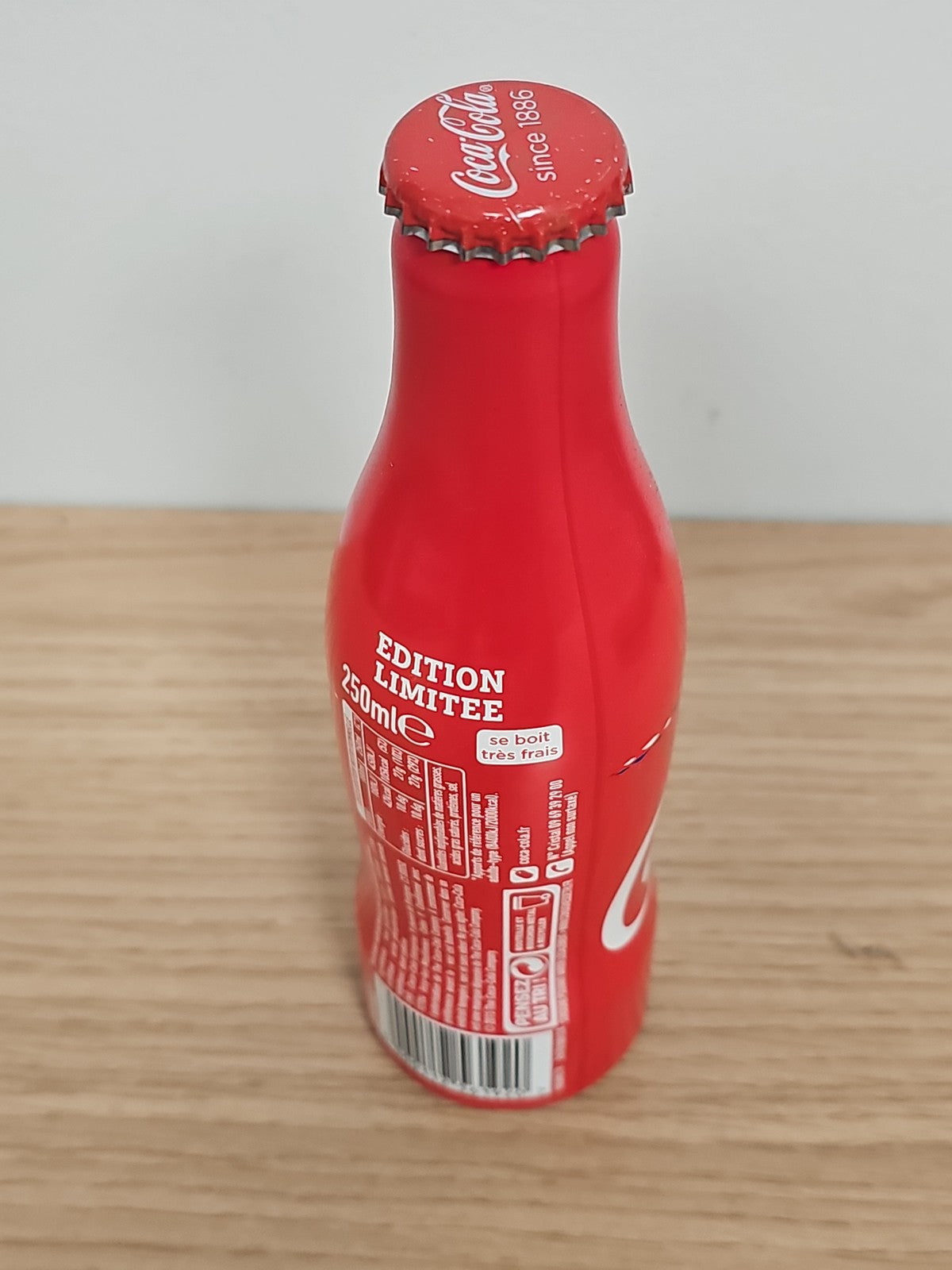 Bouteille Coca Cola pleine UEFA Euro 2016 France boisson édition spéciale foot