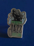Pin's ancien Heineken Jazz Festival, badge rétro musique publicitaire