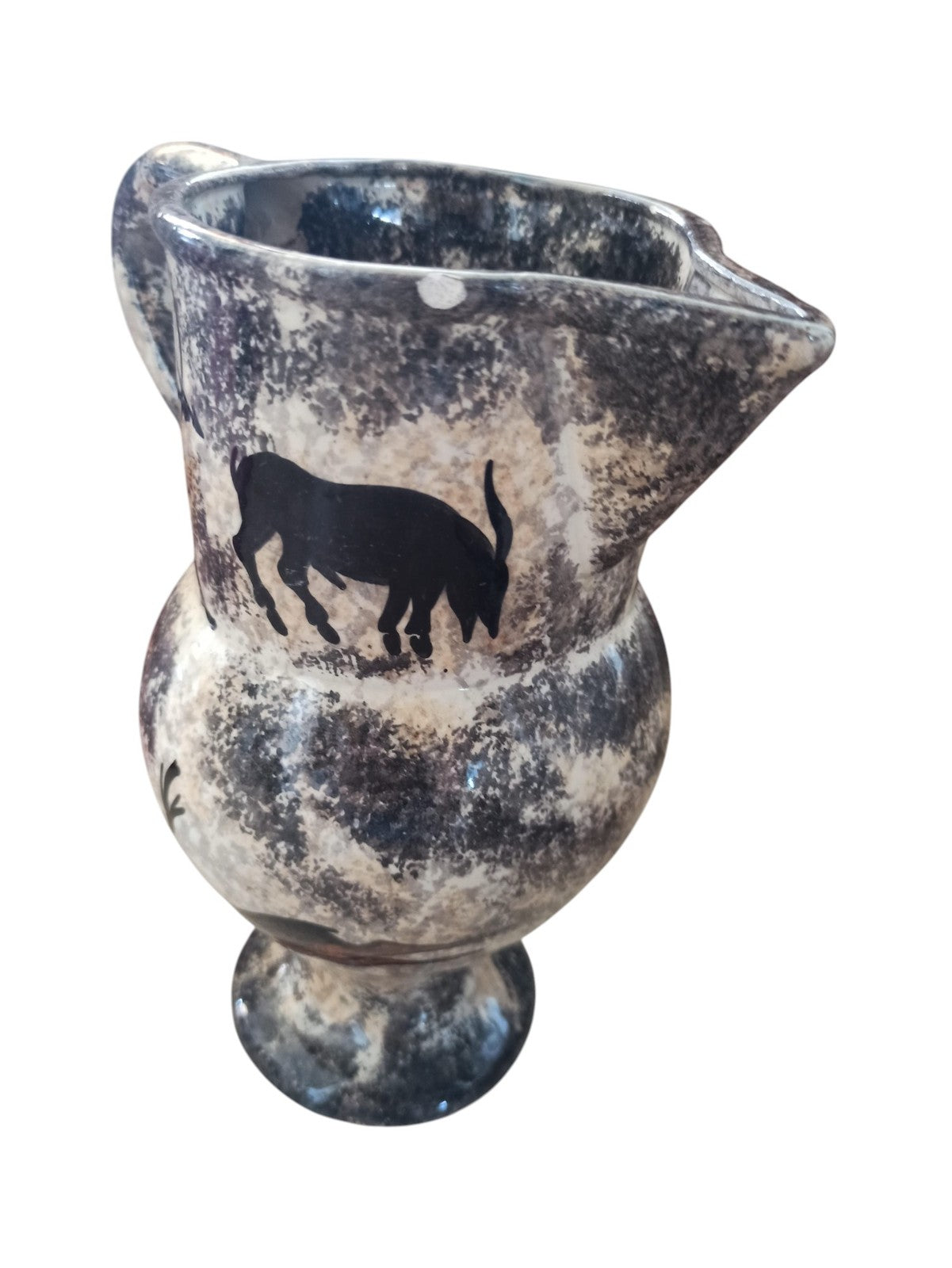 Vase ancien au design inspiré de l'art préhistorique