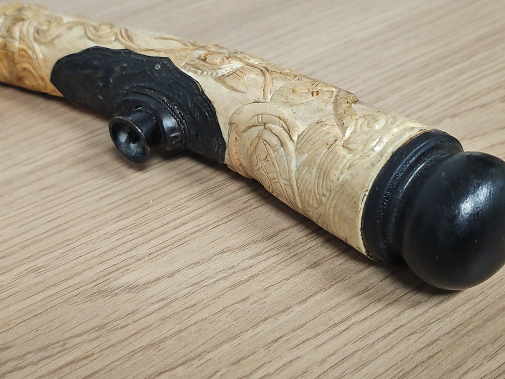 Grande pipe artisanale en os véritable pour fumeur, décoration ou usage quotidie