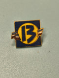 Pin's vintage Bouches-du-Rhône 13, émaillé bleu jaune, collection régionale