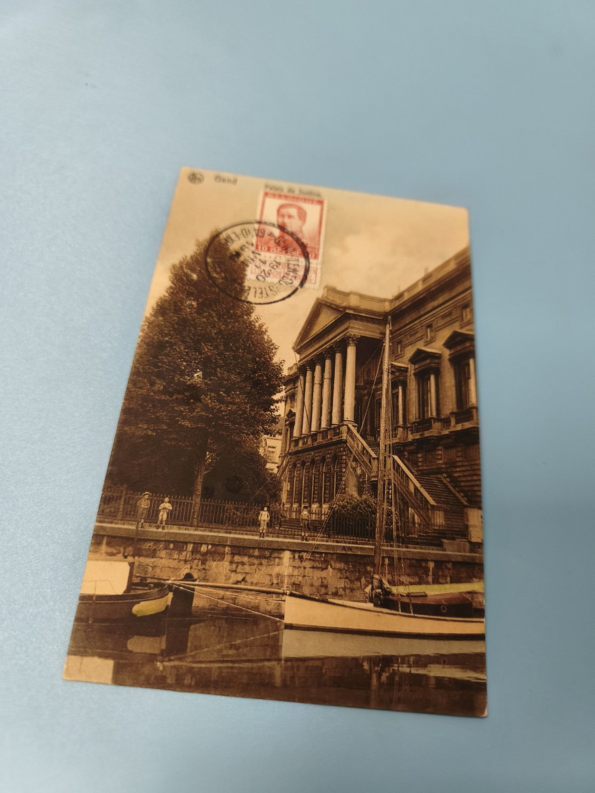 Carte postale ancienne CPA Gand Palais de Justice timbre oblitéré bateau