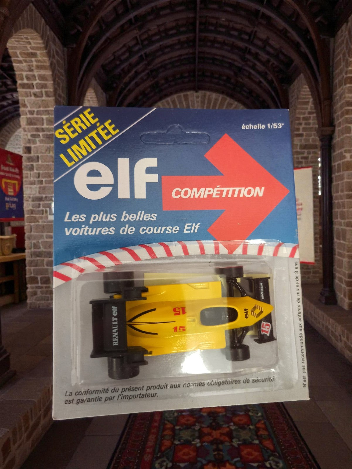 Voiture de course vintage 1:53 série limitée Renault Elf, ancien jouet collectio