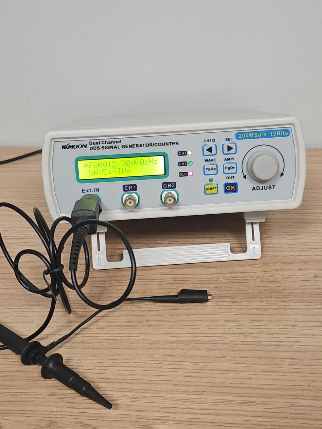 Générateur de signaux fonction DDS Generator fonctionnel sans alimentation