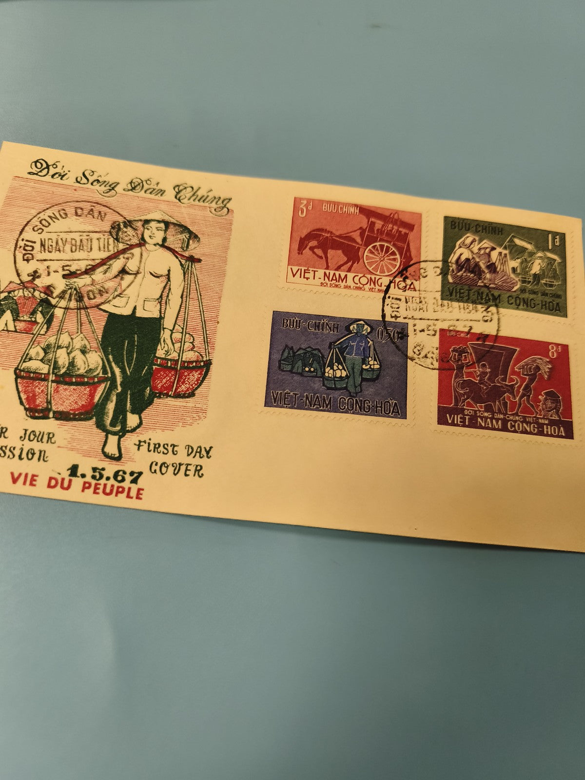 Ancienne enveloppe FDC Vietnam 1967 timbres illustrés vie du peuple collection