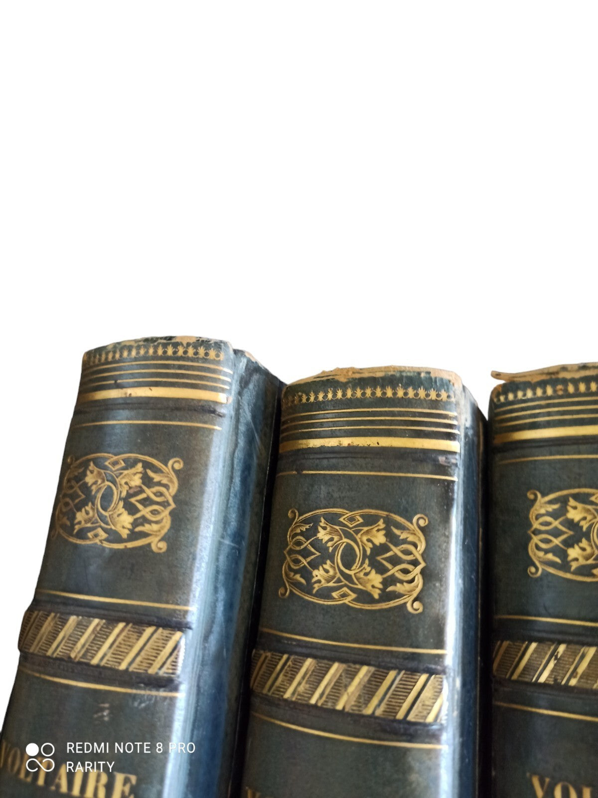 Œuvres complètes Voltaire 12 tomes cuir noir doré 1838 reliure Pantheon Littérai