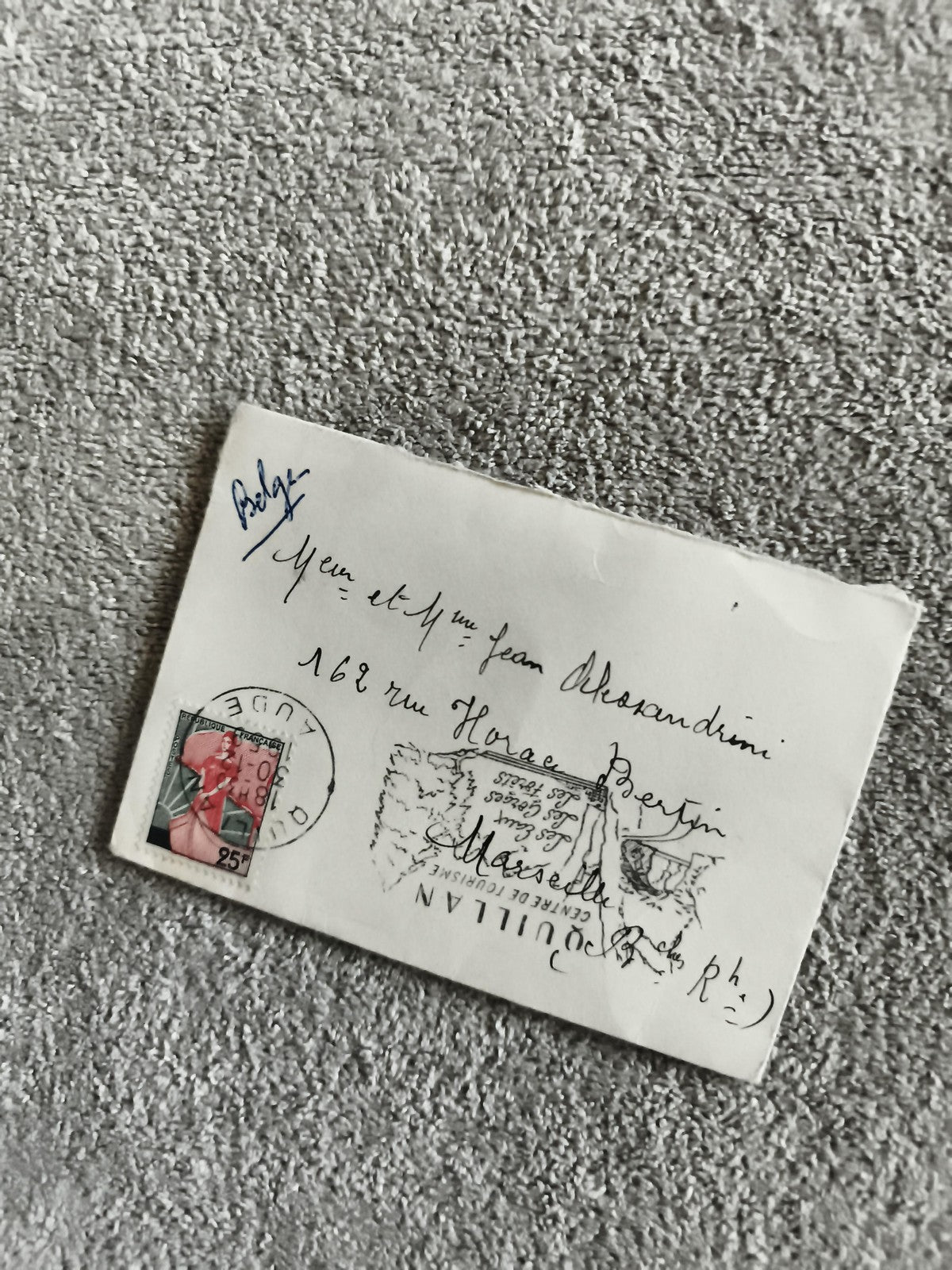 Lettre oblitérée Marseille timbre 25c France philatélie cachet postal
