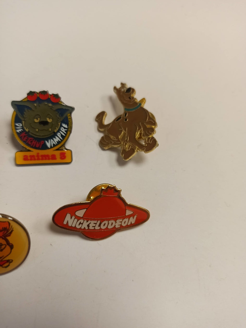 Lot 5 pin's vintage dessins animés Nickelodeon Scooby-Doo Bugs Bunny rétro