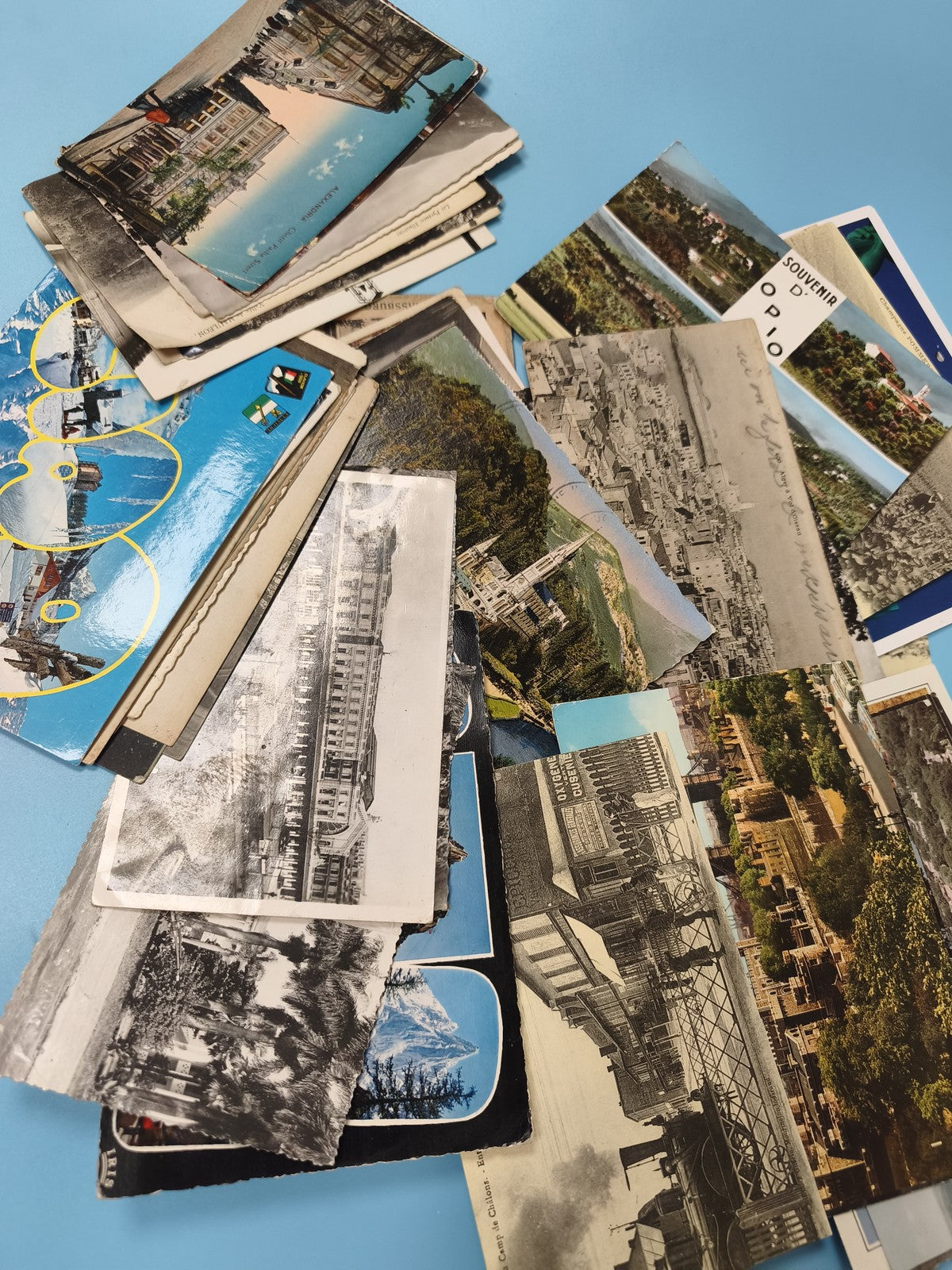 Gros lot cartes postales anciennes & récentes paysages, monuments, France (Ref 3