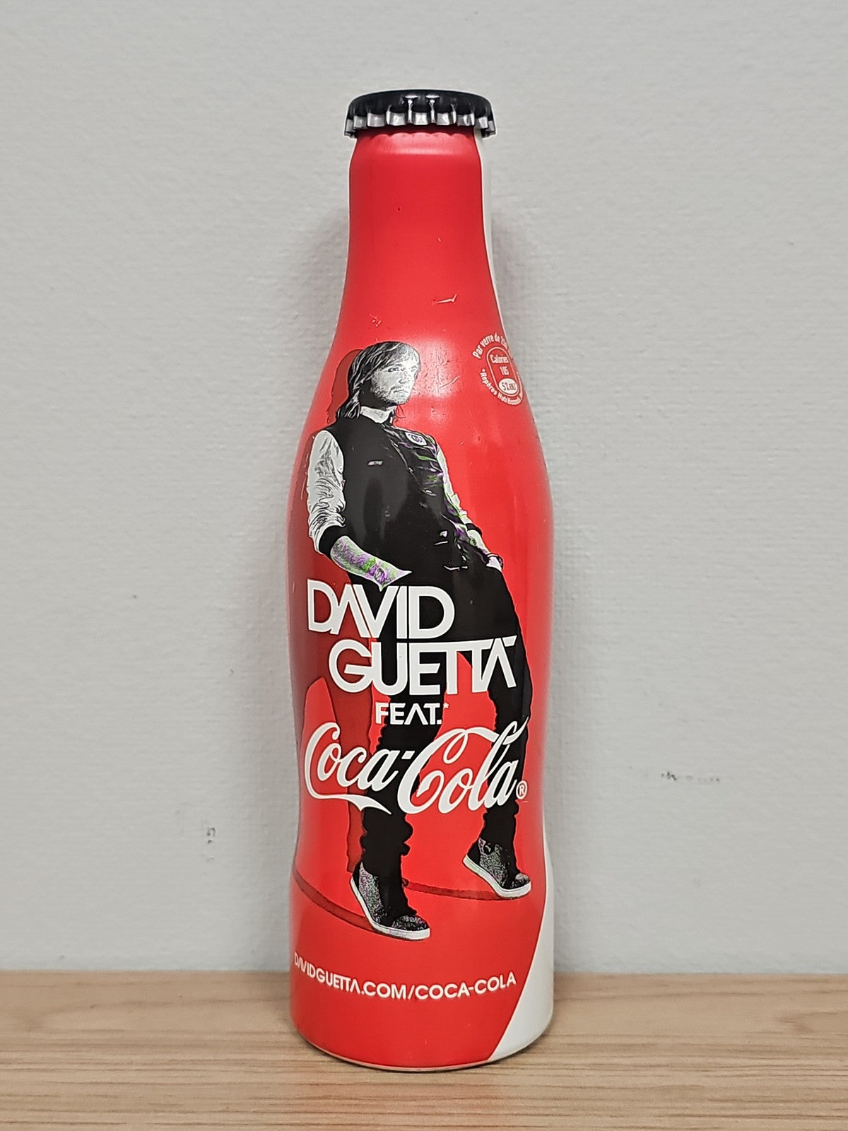 Bouteille Coca Cola pleine édition spéciale David Guetta, boisson non ouverte