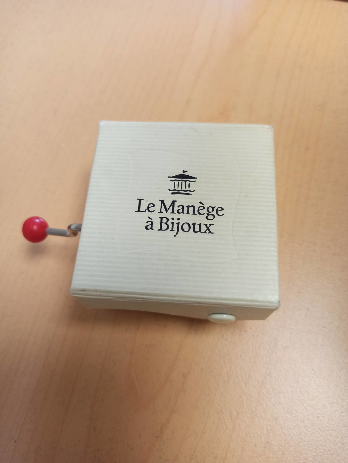 Boîte à musique rétro Joyeux Anniversaire Le Manège à Bijoux occasion collection