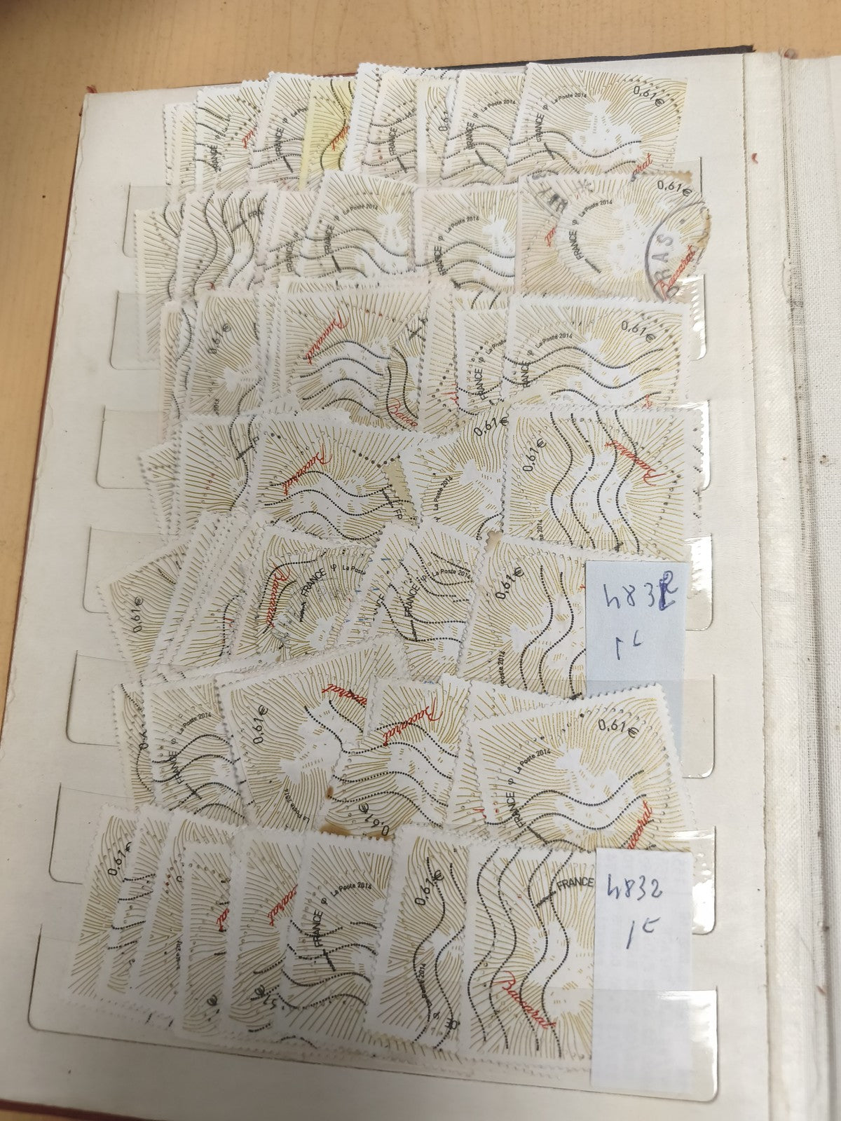 Lot timbres oblitérés France 0,61€ Marianne dorée philatélie affranchissement