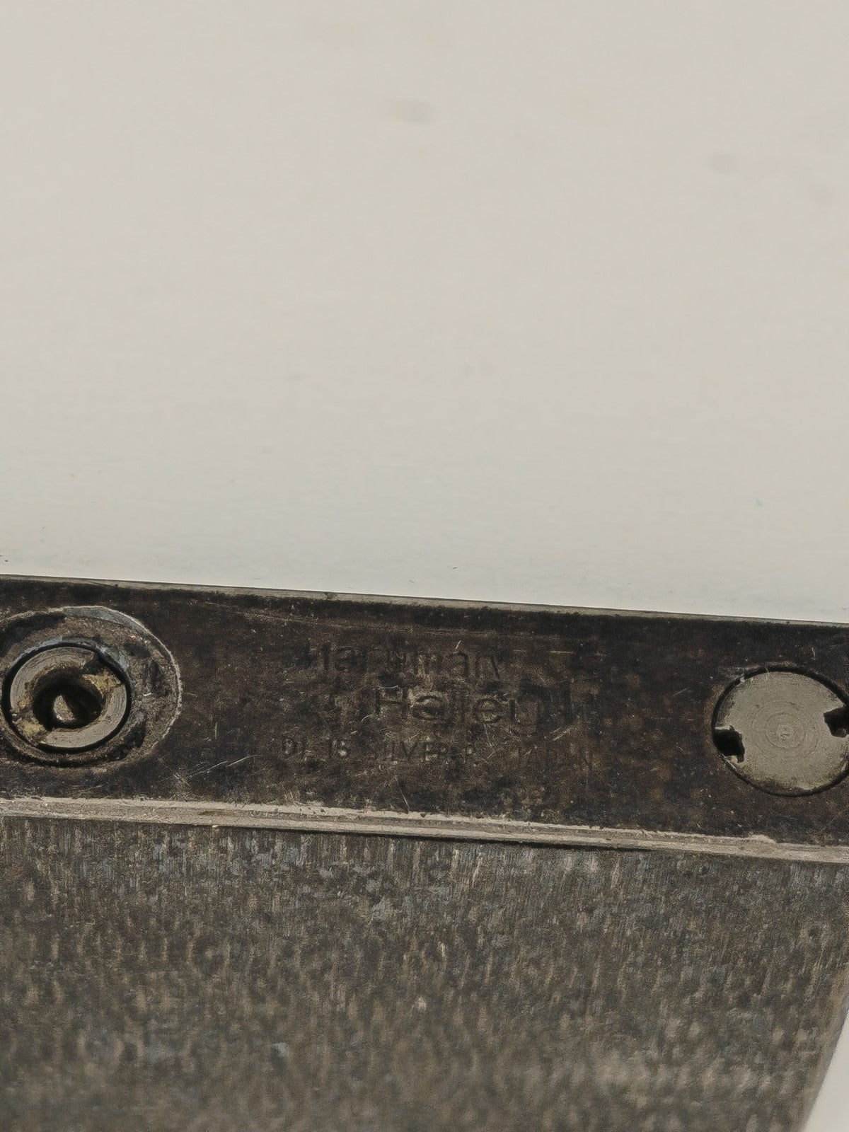 Ancien briquet vintage MARUMAN Halley, finition texturée, à restaurer, collectio