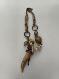 Collier pendentif vintage style griffe perles beige doré bijou fantaisie