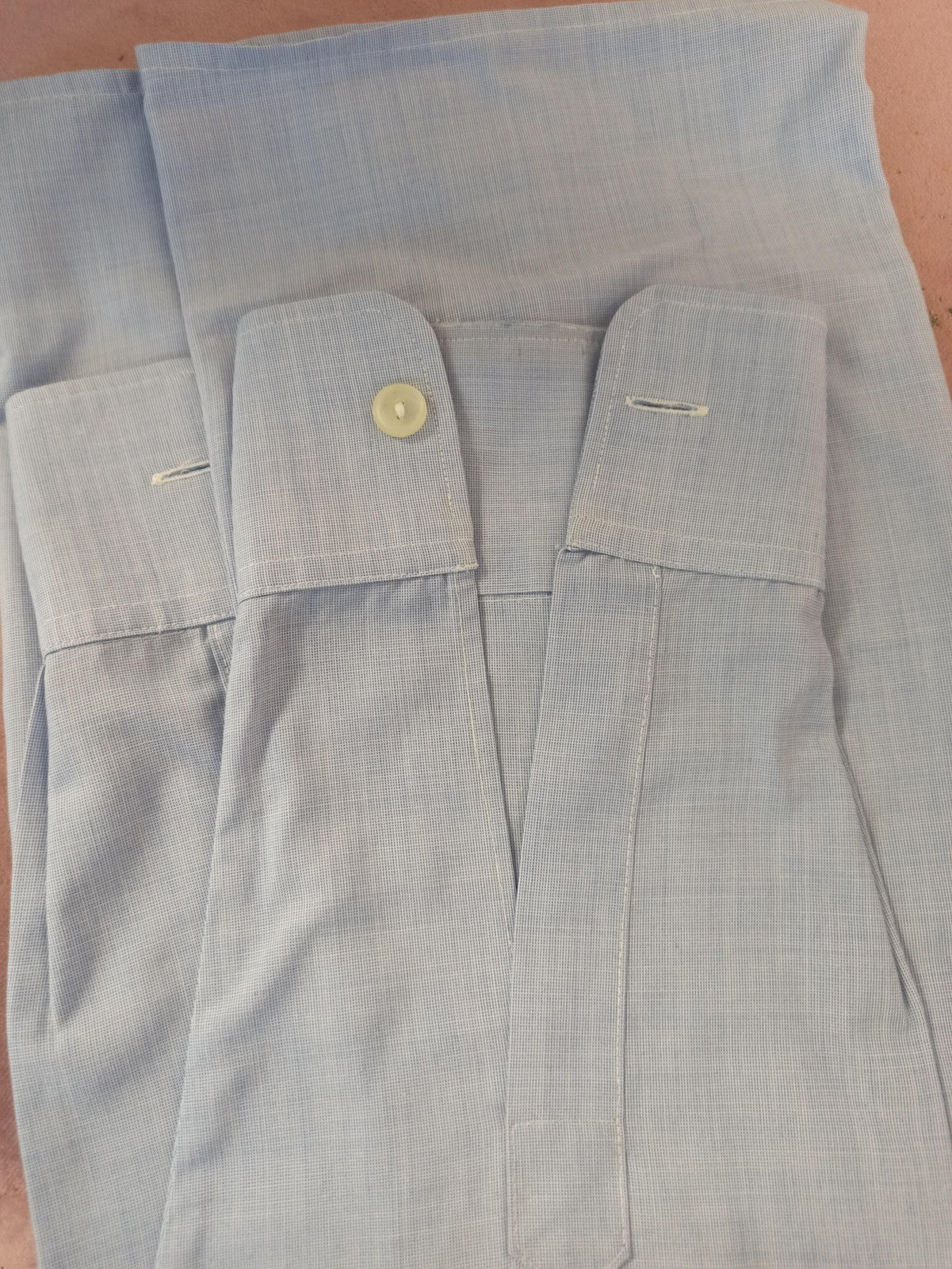 Chemise militaire vintage bleu clair ancien modèle capitaine authentique