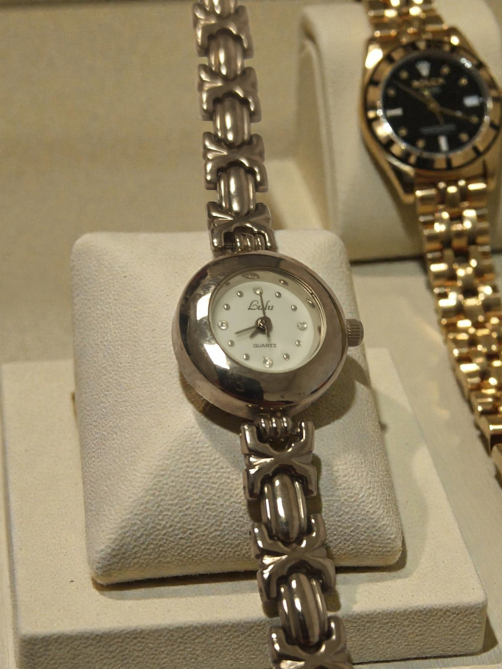 Montre femme vintage Lulu quartz, bracelet argenté rétro, pile à remplacer