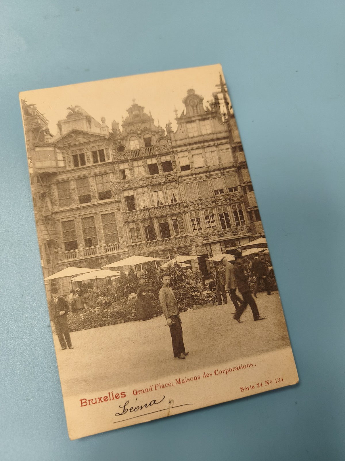 Ancienne carte postale animée Bruxelles Grand'Place Maisons des Corporations