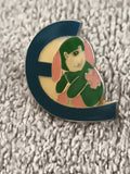 Pin's vintage mascotte chien infirmier croix rose bleu vert émaillé (Ref 5)