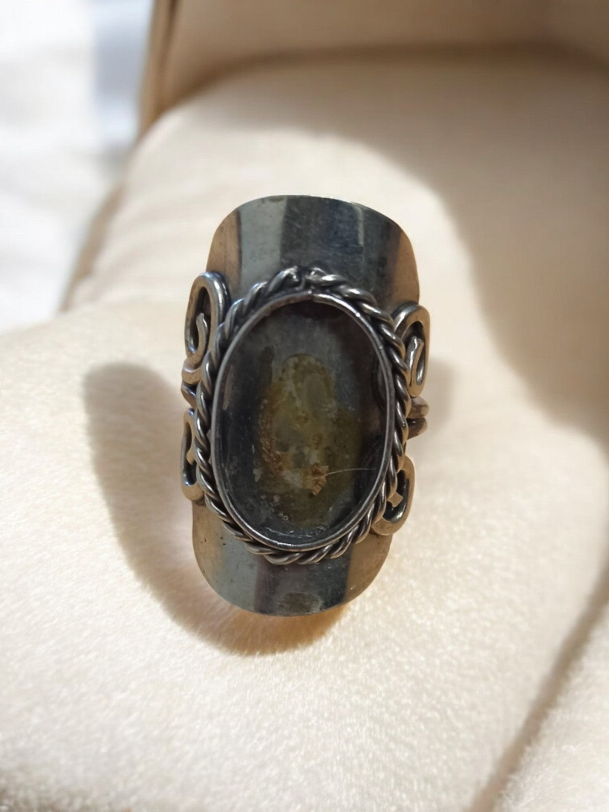 Bague large rétro vintage fantaisie, cabochon ovale, taille 52, bijou ancien
