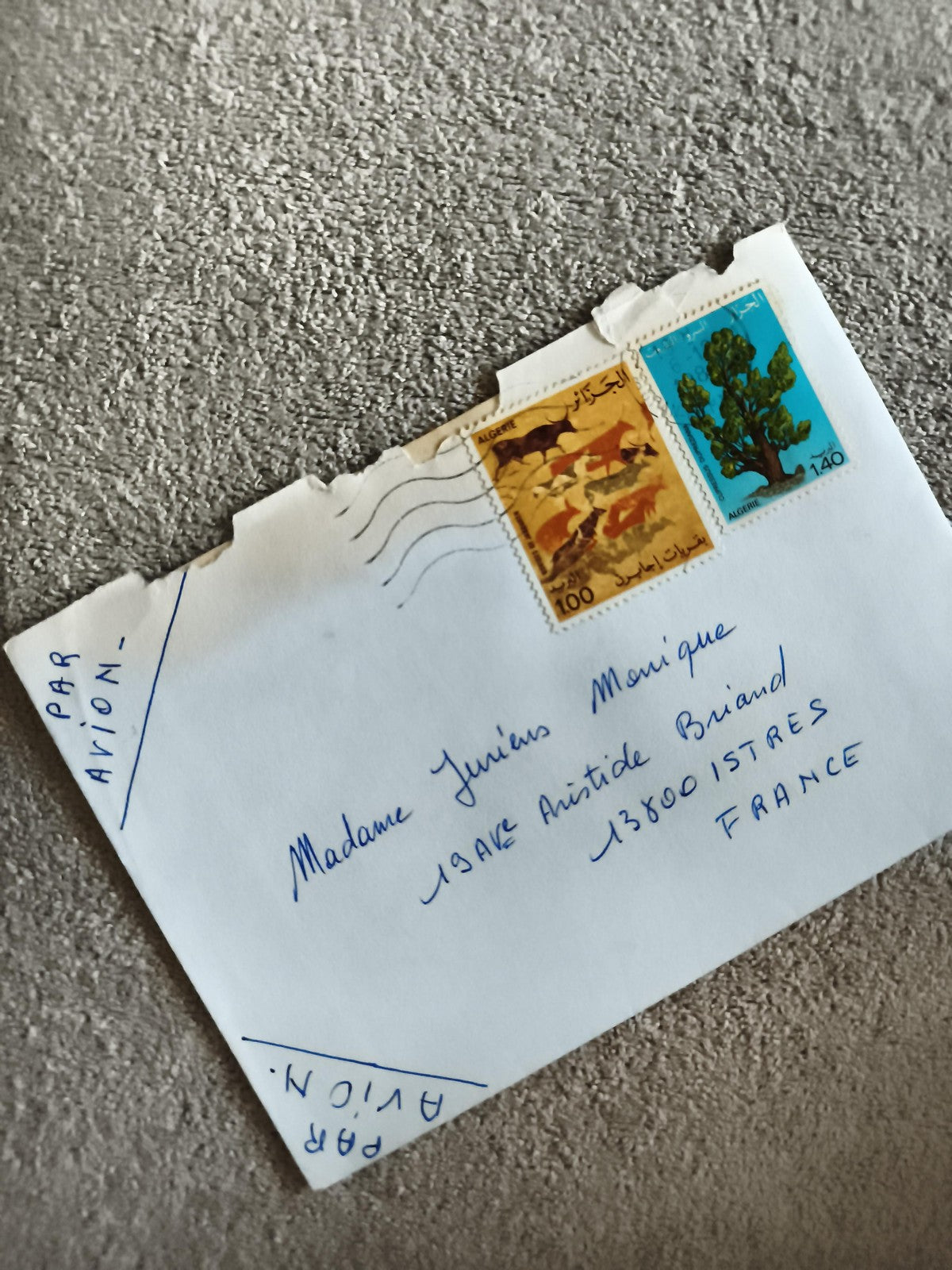 Lettre affranchie Algérie timbres animaux arbre, enveloppe avion philatélie