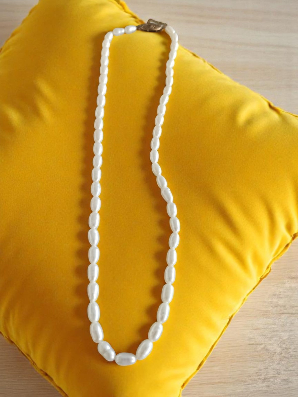 Collier vintage perles de culture véritables fermoir doré bijou élégant