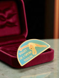 Pin's émaillé Ballet de l'Opéra Toulon vintage rétro accessoire publicité