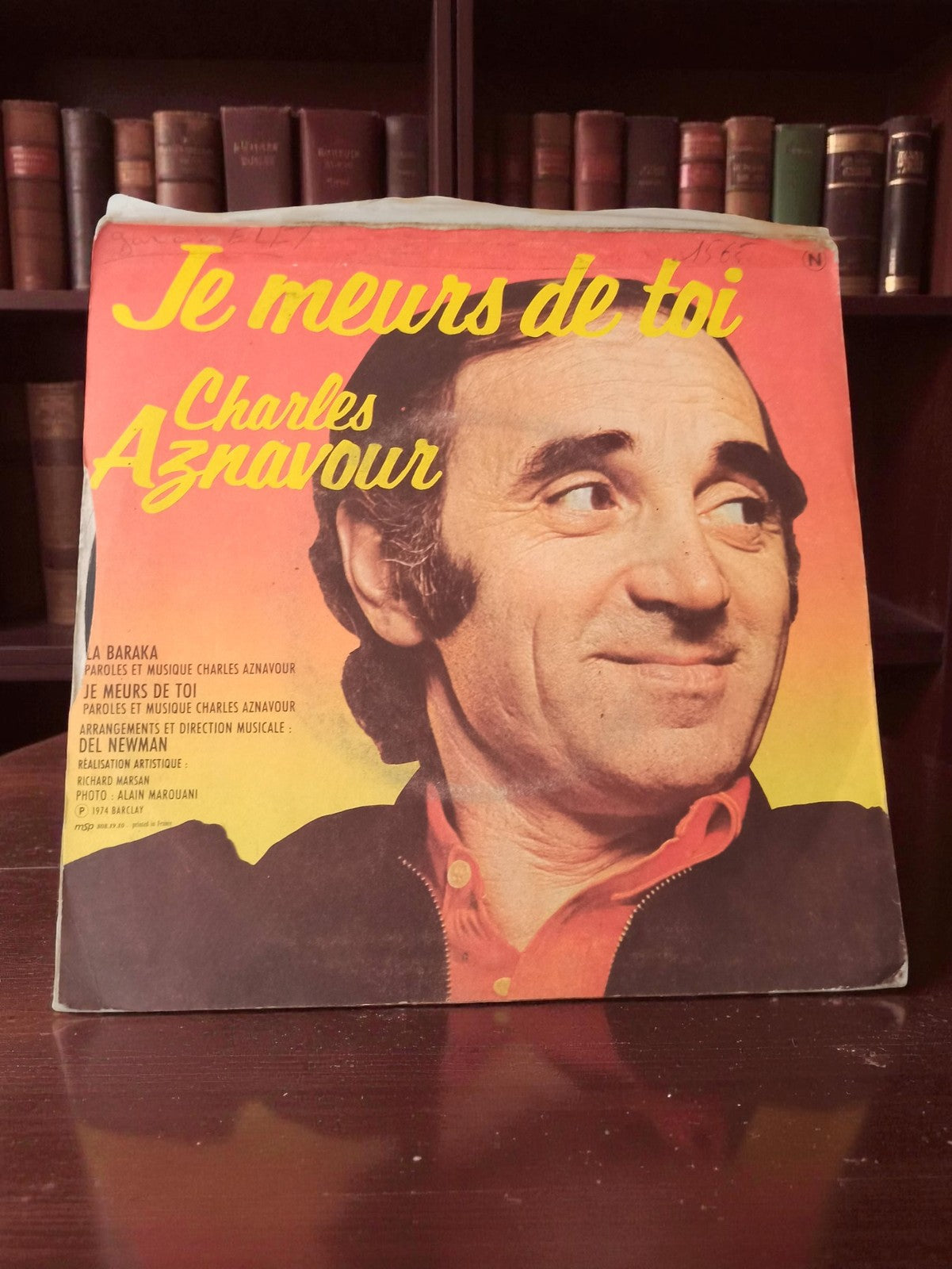 Vintage 45 tours Charles Aznavour ancien vinyle disque rétro chanson française é