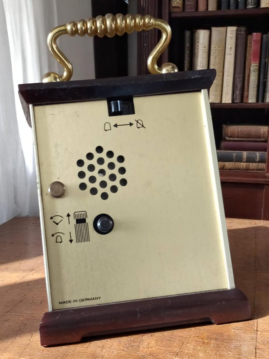 Réveil de table vintage Junghans Mini Star quartz Allemagne ancien