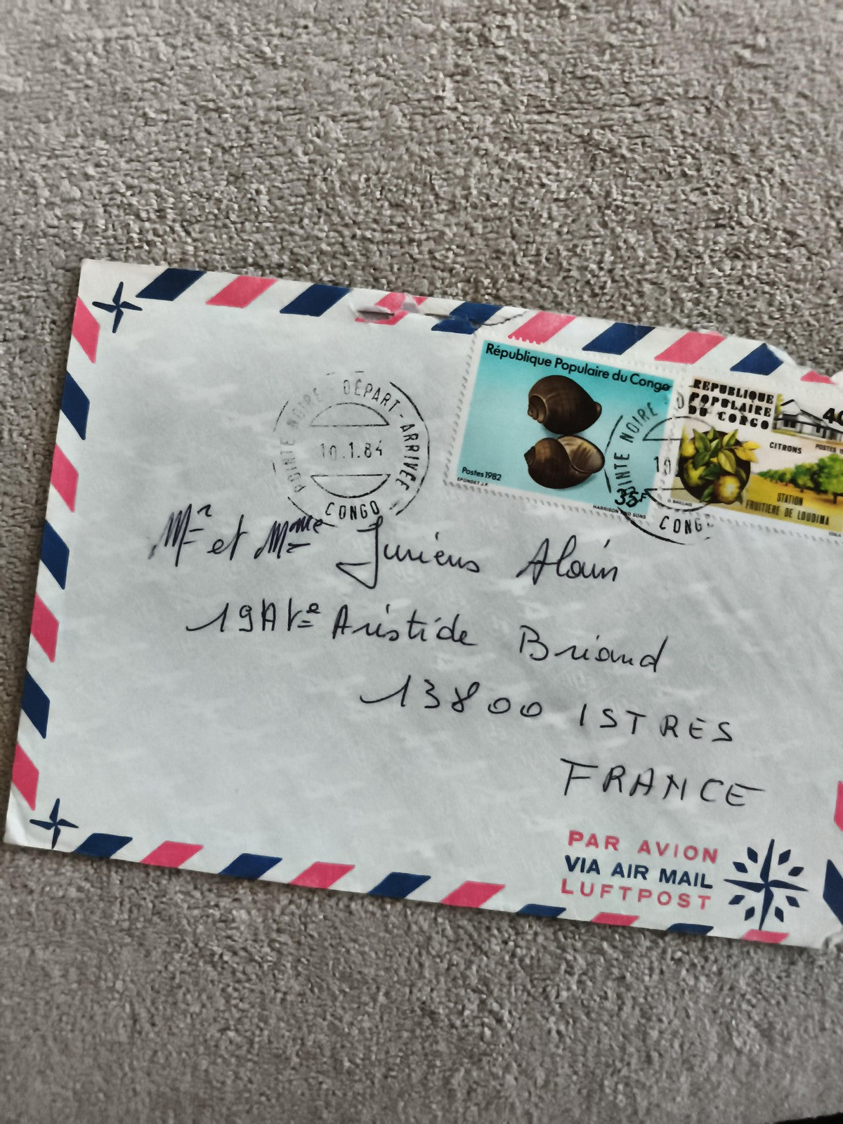 Lettre avion Congo 1984 affranchie timbres coquillage citron philatélie France