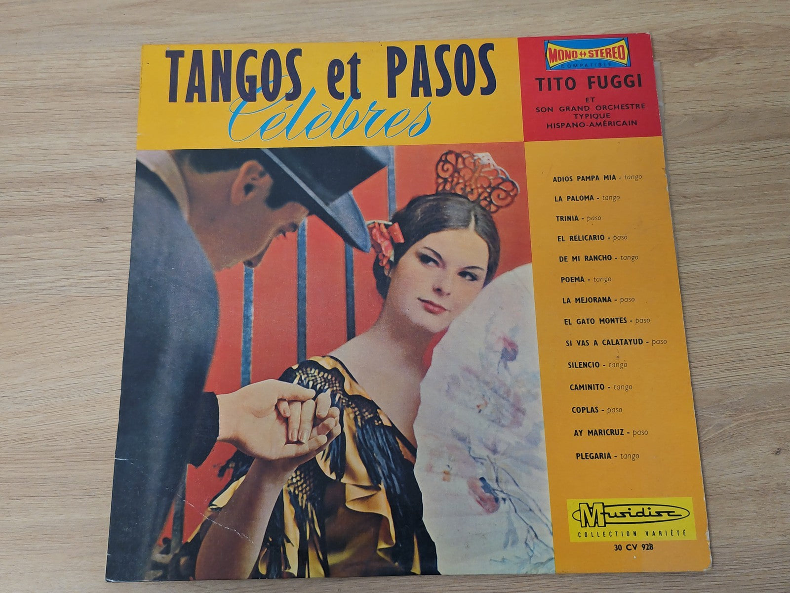 Vinyle 33 tours vintage tangos et pasos ancien disque rétro musique danse collec