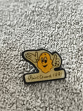 Pin's vintage Point Chaud 1991 mascotte jaune sourire badge rétro années 90