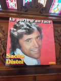 Vinyle 45 tours Sacha Distel La porte d’en face vintage Carrere pochette